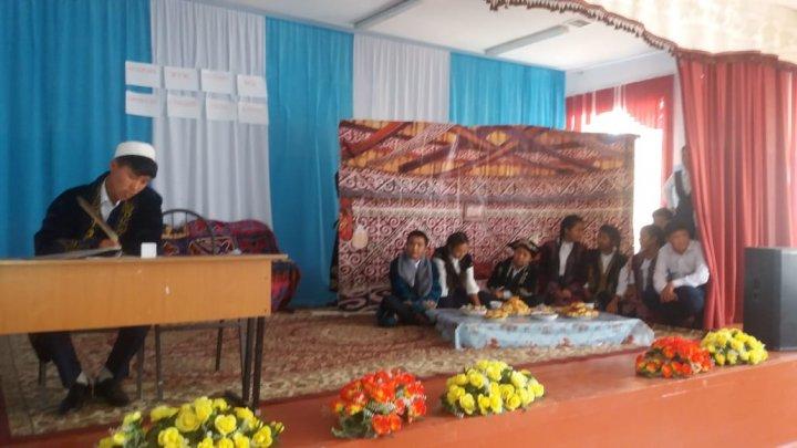 №34 орта мектебінде   Абай Құнанбайұлының 175 жылдығына орай " Абай - дара, Абай - дана  қазақта" атты  мерекелік іс - шара  өтті.