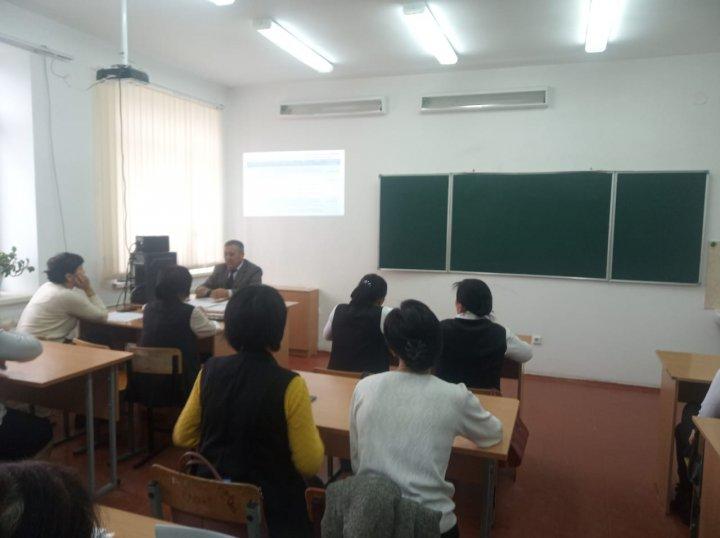 Критериалды бағалау - табысқа  жету  баспалдағы  тақырыбындағы  семинар өтті.