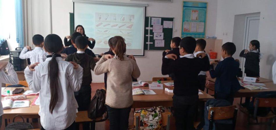 5 сыныпта музыка пәнінен ашық сабақ өтті  " Түркі халықтарының музыкалық аспаптары"