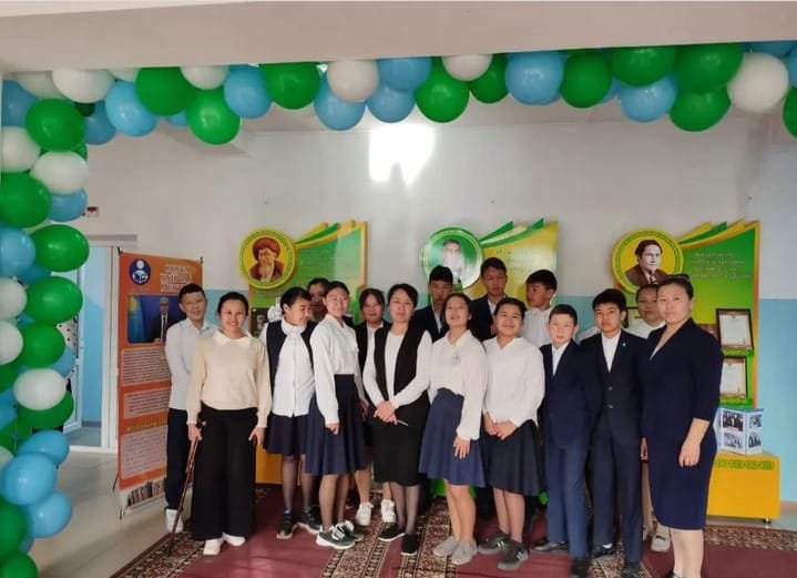 ICILS - бұл әленмдегі  8- сынып оқушыларының компьютерлік және ақпаратық сауаттылығы деңгейін бағалайтын алғашқы зерттеу.