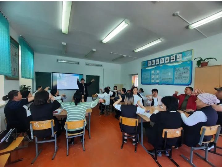 № 34М.Смағұлов атындағы орта мектебінде   "Оқушылардың функцианалдық сауаттылығын қалыптастыру заман талабы" тақырыбында мектепішілік семинар өтті.